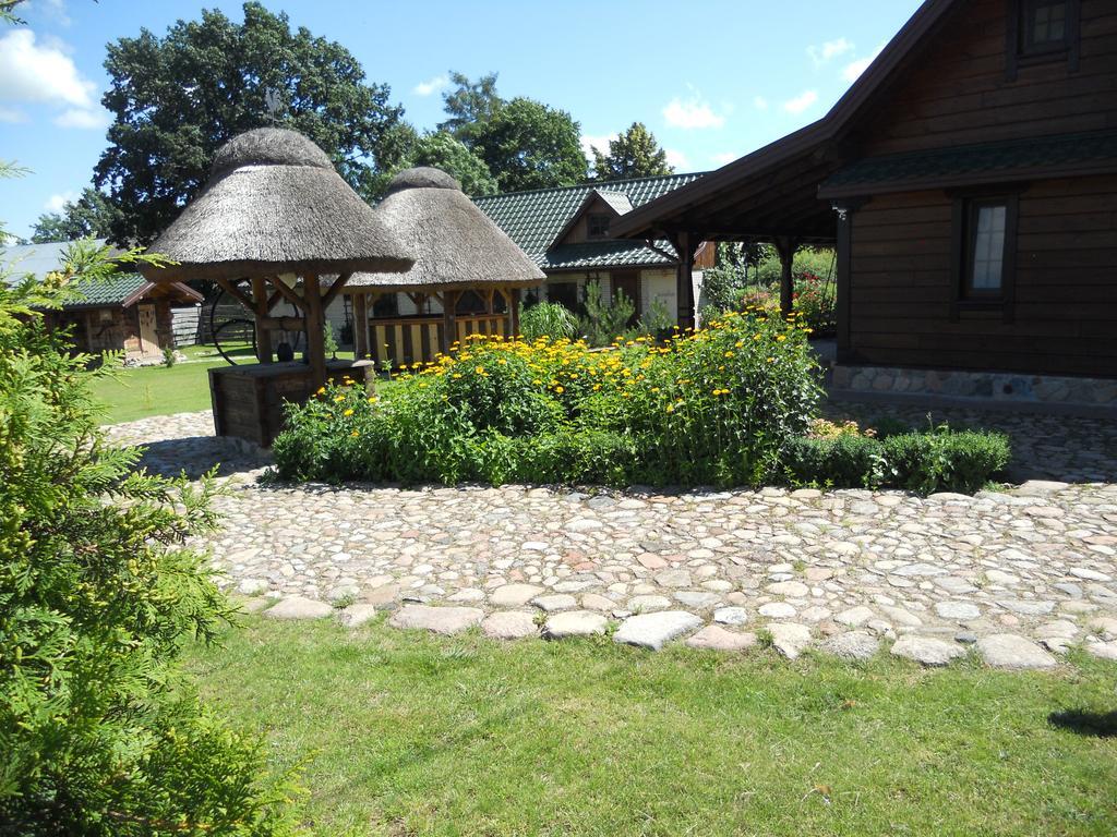Dom Pod Lipa Villa Jaminy Exterior photo